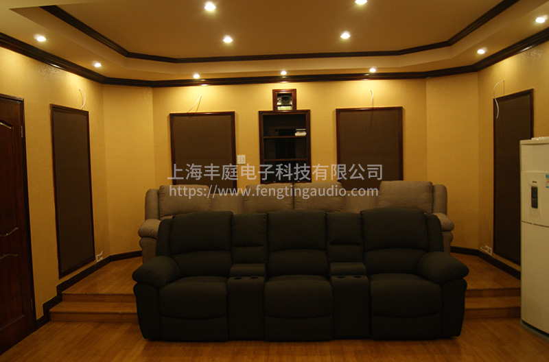 家庭影音室
